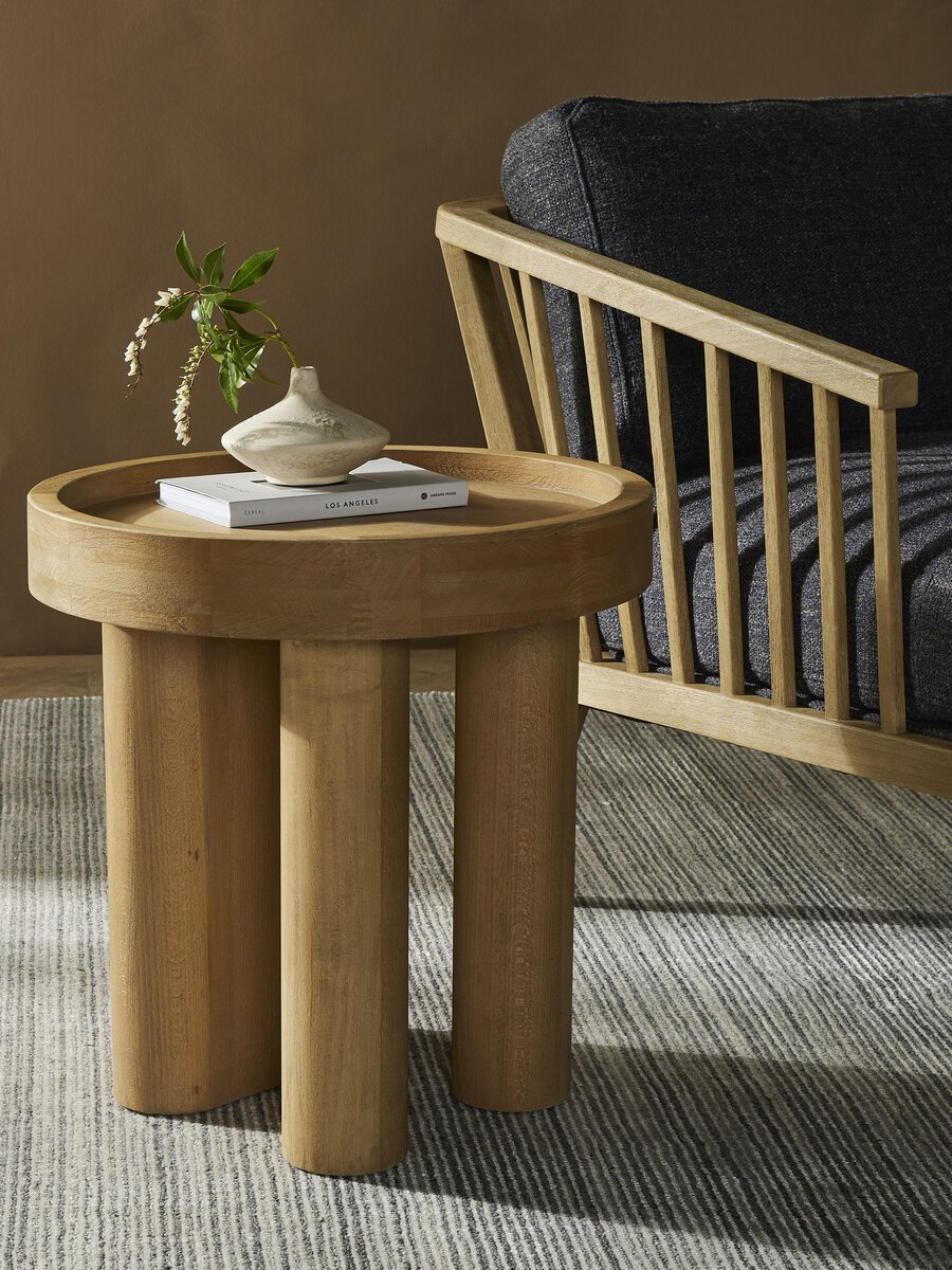 人気ブランドの Schwell End Table Natural Beech Veneer Four Hands テーブル・チェア・ハンモック