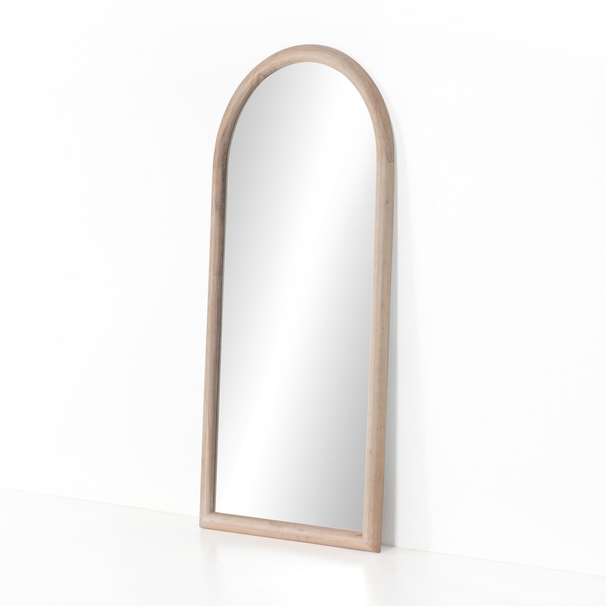 Gulliver Floor Mirror Whitewash Acacia Four Hands
